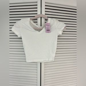 Target White cropped Vneck tshirt size xs NWT
